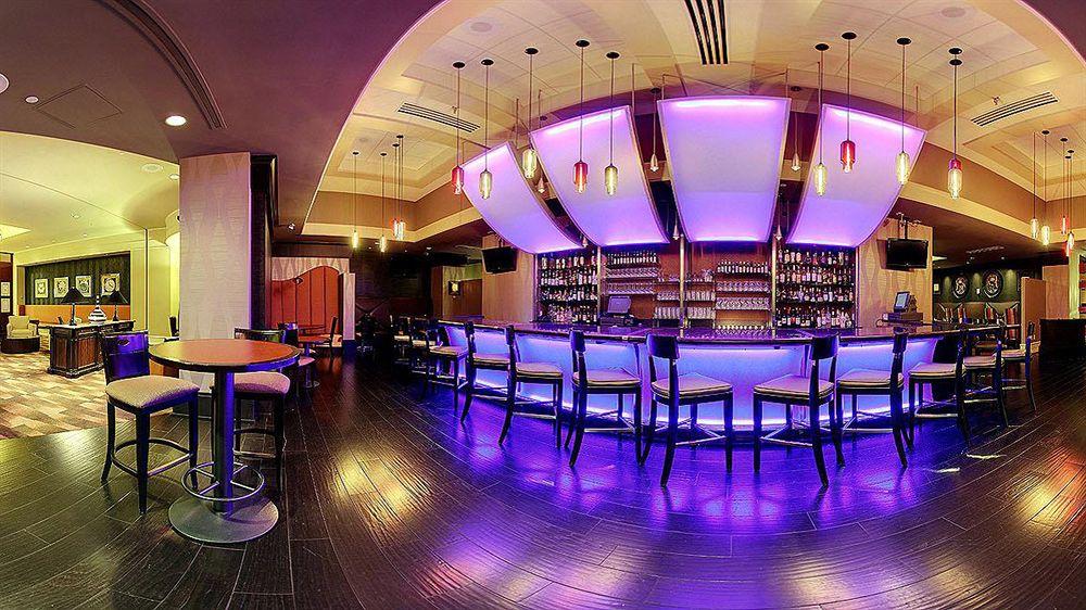 Sheraton Overland Park Hotel At The Convention Center Экстерьер фото
