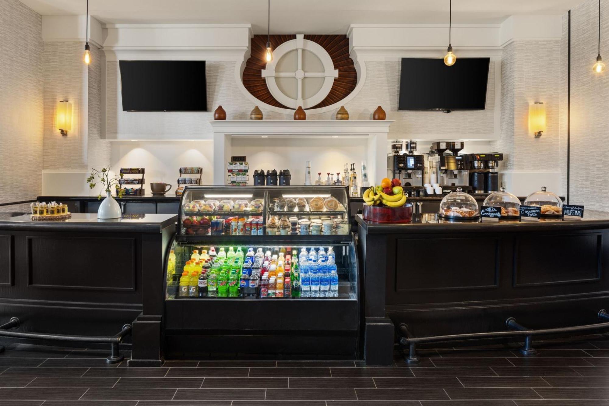Sheraton Overland Park Hotel At The Convention Center Экстерьер фото