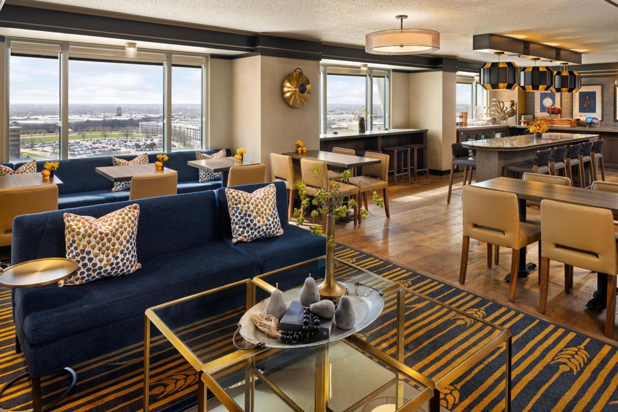 Sheraton Overland Park Hotel At The Convention Center Экстерьер фото