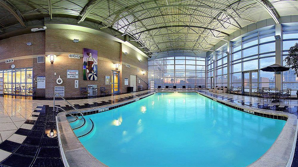 Sheraton Overland Park Hotel At The Convention Center Экстерьер фото