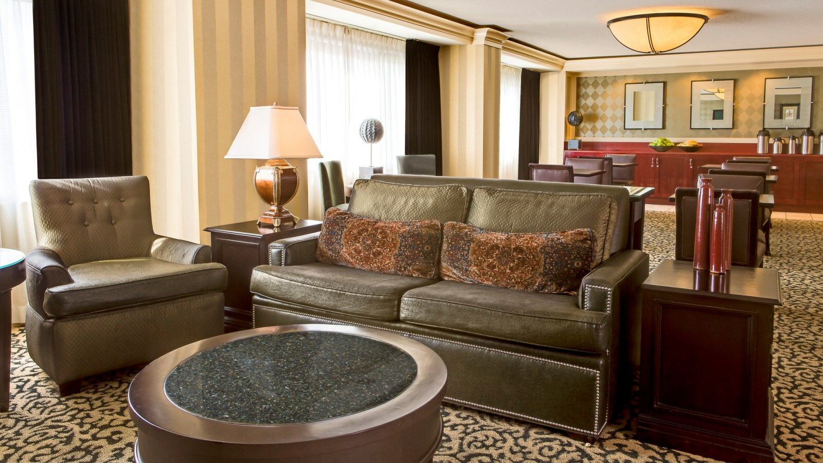 Sheraton Overland Park Hotel At The Convention Center Экстерьер фото